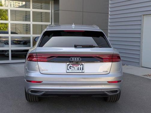 2019 Audi Q8 Premium Plus