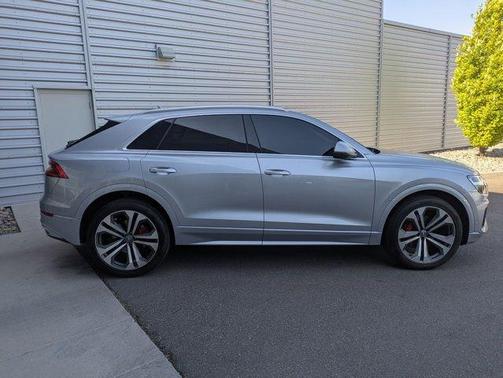 2019 Audi Q8 Premium Plus