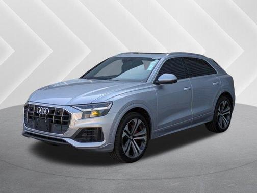 2019 Audi Q8 Premium Plus