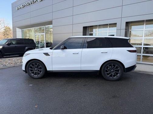 2024 Land Rover Range Rover Sport SE