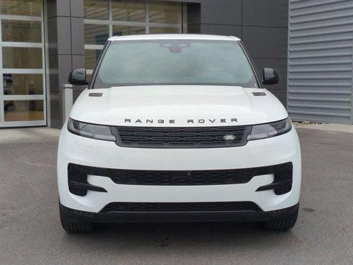 2024 Land Rover Range Rover Sport SE
