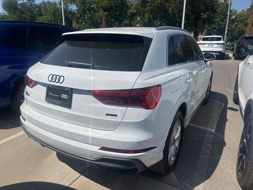2024 Audi Q3 45 S line Premium