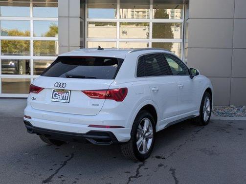2024 Audi Q3 45 S line Premium