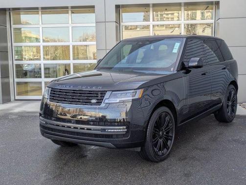 2025 Land Rover Range Rover P400 SE