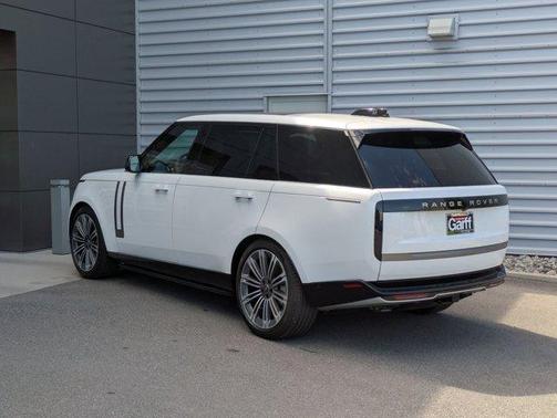2025 Land Rover Range Rover P530 SE 7 Seat