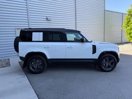 2025 Land Rover Defender P300