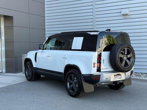 2025 Land Rover Defender P300