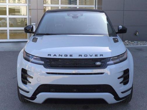 Arroios Grey 2026 Land Rover Range Rover Evoque Dynamic SE