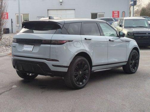 2026 Land Rover Range Rover Evoque Dynamic SE
