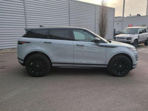 2026 Land Rover Range Rover Evoque Dynamic SE