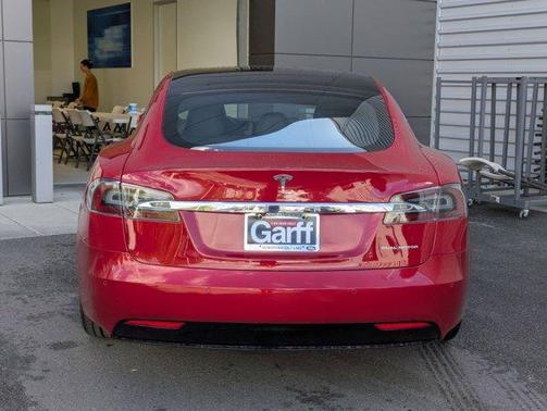 2021 Tesla Model S Long Range