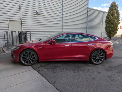 2021 Tesla Model S Long Range