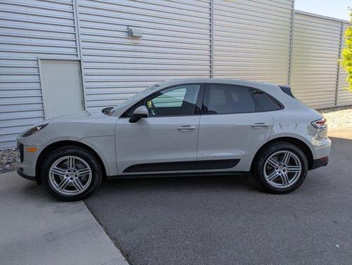 2021 Porsche Macan S