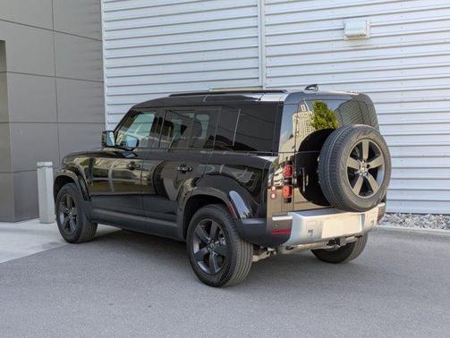 2025 Land Rover Defender P300