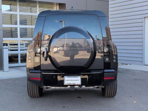 2026 Land Rover Defender 130 S