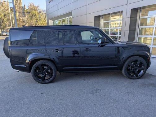 Santorini Black 2026 Land Rover Defender P500 V8