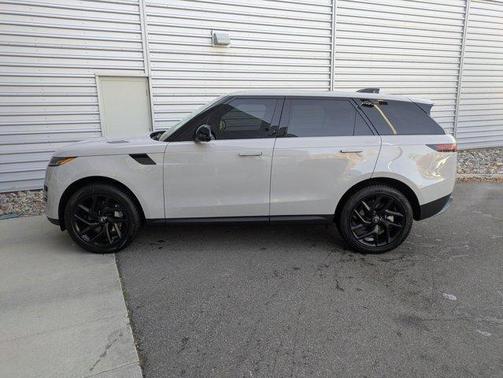 2025 Land Rover Range Rover Sport P360 SE
