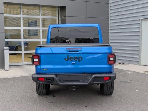 2023 Jeep Gladiator Overland