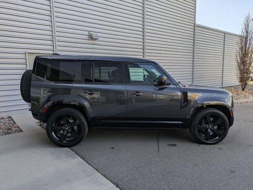 2025 Land Rover Defender P525 V8