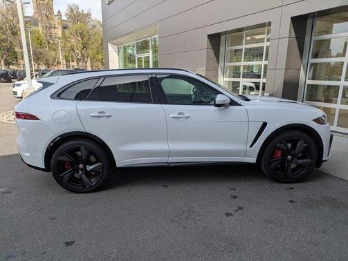 2023 Jaguar F-PACE SVR