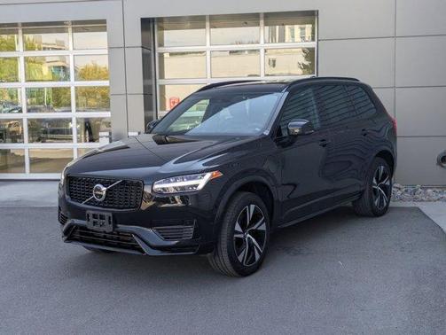 2022 Volvo XC90 Recharge Plug-In Hybrid T8 R-Design Extended Range 7P
