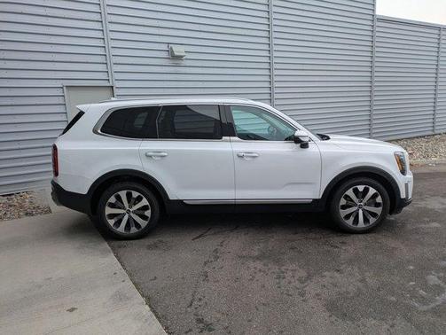 2022 Kia Telluride S
