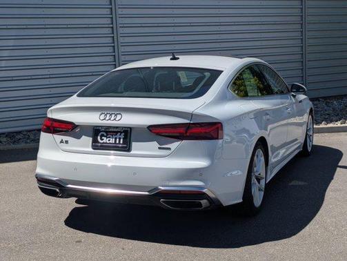 Glacier White Metallic 2023 Audi A5 45 S line Premium