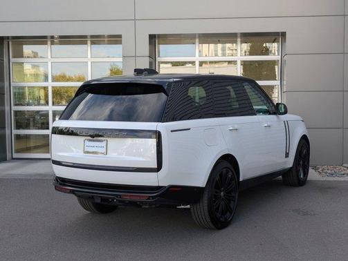 2025 Land Rover Range Rover P530 Autobiography