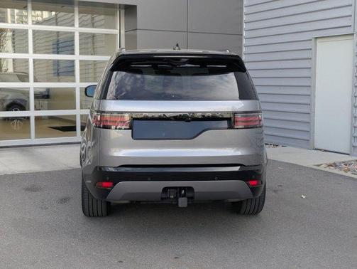 2024 Land Rover Discovery P360 Dynamic SE