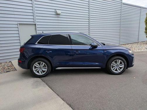 2022 Audi Q5 45 S line quattro Premium