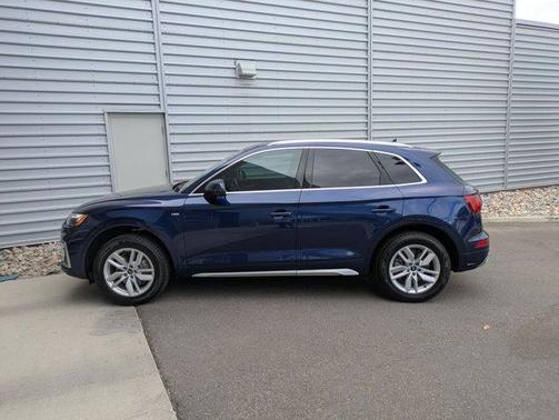 2022 Audi Q5 45 S line quattro Premium