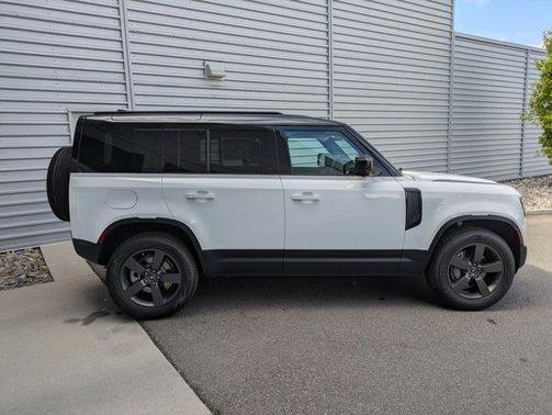 2025 Land Rover Defender P300
