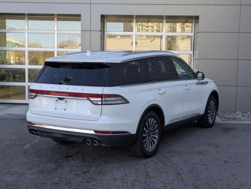 2022 Lincoln Aviator Reserve AWD