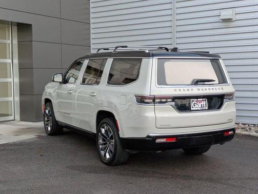 2022 Jeep Grand Wagoneer Series III