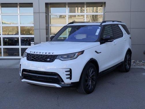 2022 Land Rover Discovery P360 R-Dynamic S