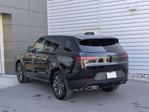 2025 Land Rover Range Rover Sport P360 S