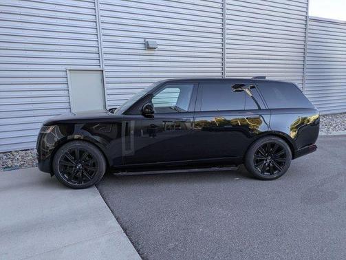 2023 Land Rover Range Rover P400 SE