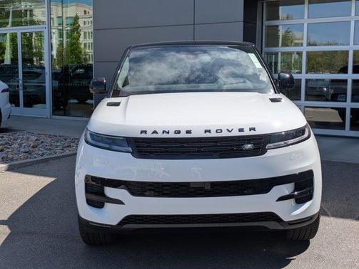 Fuji White 2026 Land Rover Range Rover Sport P360 SE