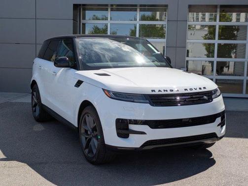 Fuji White 2026 Land Rover Range Rover Sport P360 SE