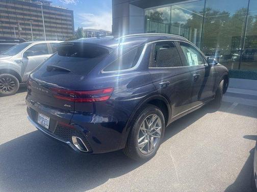 2025 Genesis GV70 2.5T