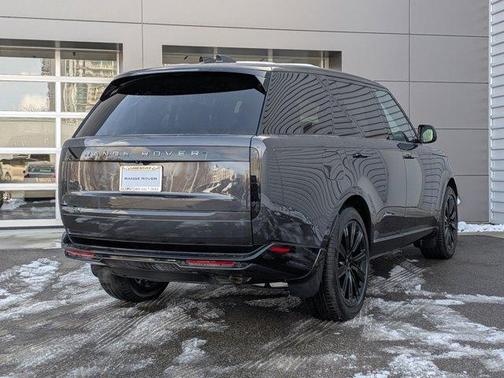 2026 Land Rover Range Rover P530 SE 7 Seat