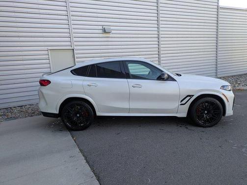 2025 BMW X6 M Base