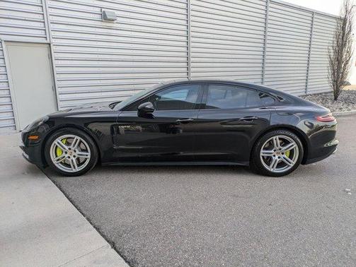 2018 Porsche Panamera E-Hybrid 4
