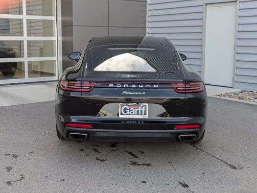 2018 Porsche Panamera E-Hybrid 4