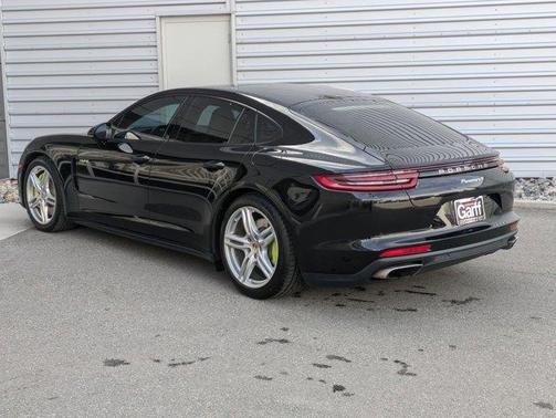 2018 Porsche Panamera E-Hybrid 4