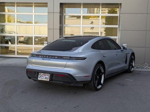 2022 Porsche Taycan 4S