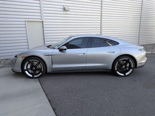 2022 Porsche Taycan 4S