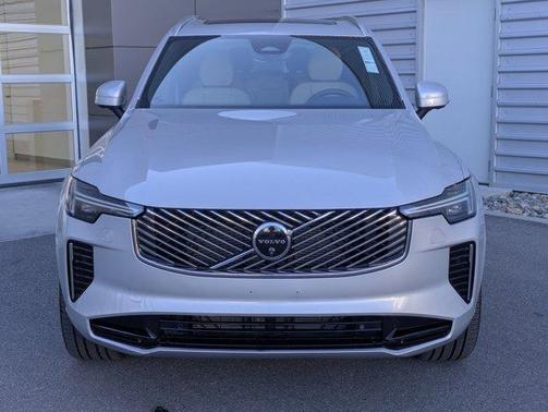 Silver 2025 Volvo XC90 B6 Plus 7-Seater