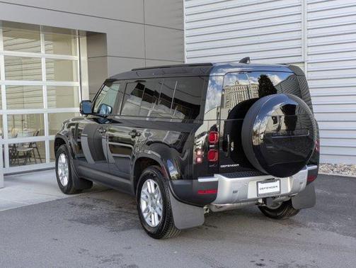 2025 Land Rover Defender P300