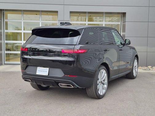 Santorini Black 2027 Land Rover Range Rover Sport P360 SE